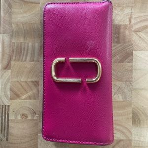 Marc Jacob’s 2 tone folded wallet